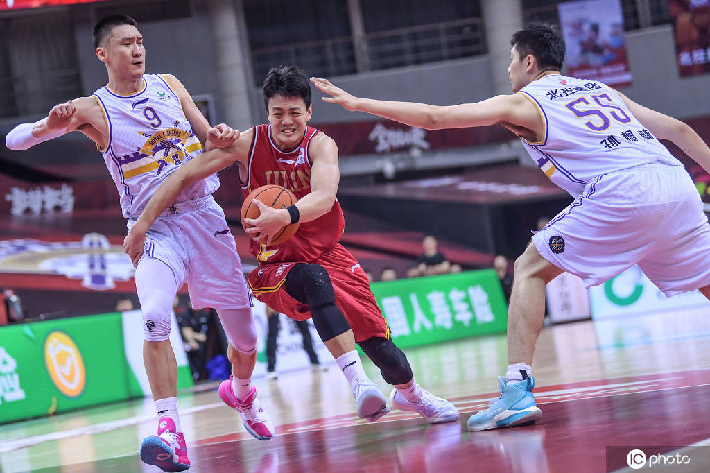 九游APP-包含风云突变！毕尔巴鄂竞技冲刺阶段手感冰凉，CBA常规赛版图或变，态度坚定，球队文化再被提及的词条