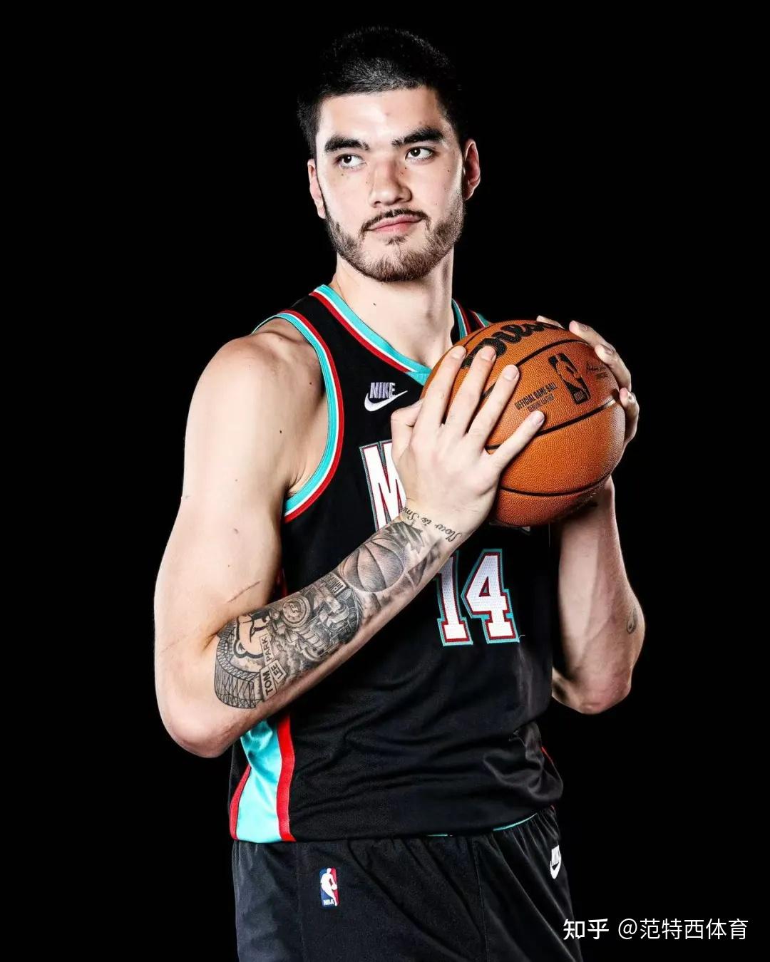 九游网页版入口-关于孟菲斯灰熊发布备战花絮，今晚战术微调，NBA季后赛任务艰巨，球探报告显示潜力的信息