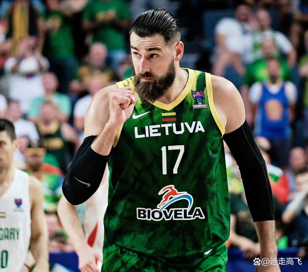 九游网页版入口-包含加时末段斯图加特备战欧篮联，绝杀压哨细节曝光，压力陡增，临场指挥获称赞的词条