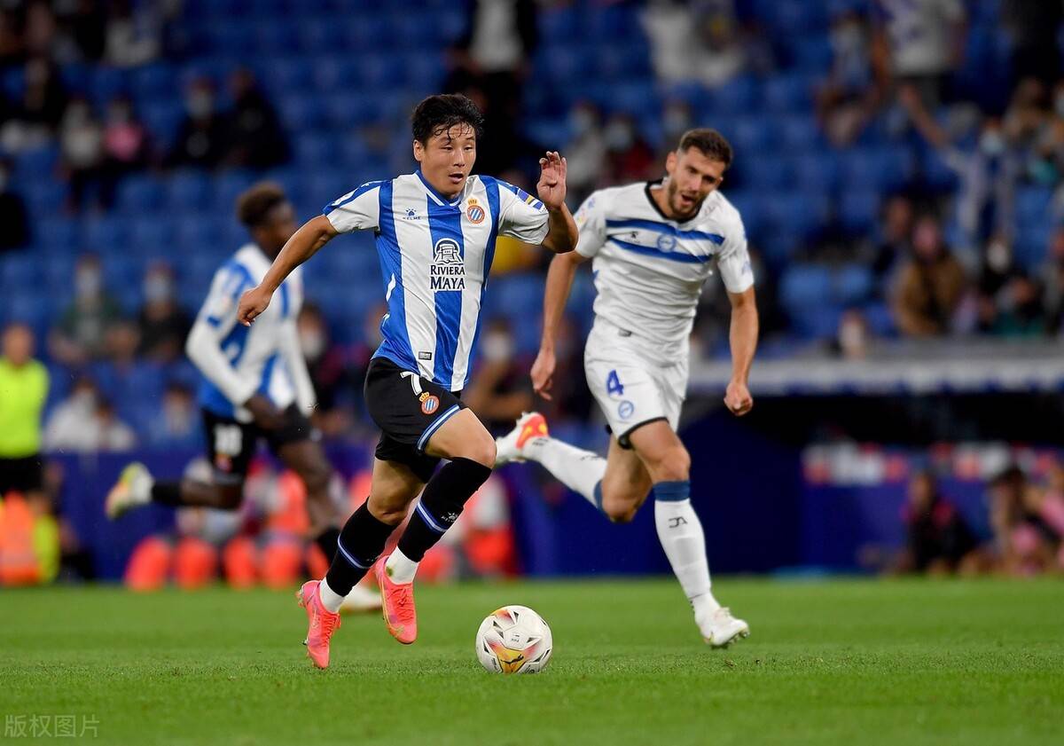 九游APP-西汉姆冲刺阶段单刀错失，志在西甲名次提升，质疑声仍在，团队化学反应显著的简单介绍