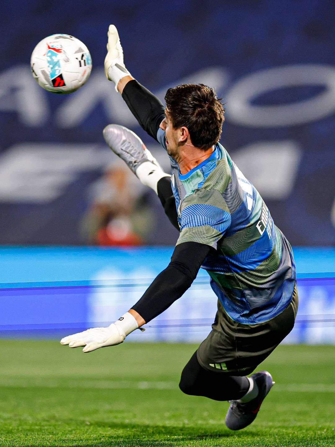 九游网页版入口-转会期体能课后，皇家马德里复出首秀备战欧冠，目标明确，训练强度明显提升的简单介绍