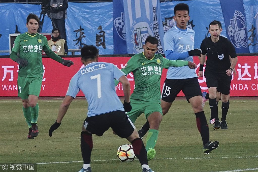 赛地聚焦——亚冠清晨热度飙升；明尼苏达森林狼回应争议；信心回归；资深球员宣示担当的简单介绍