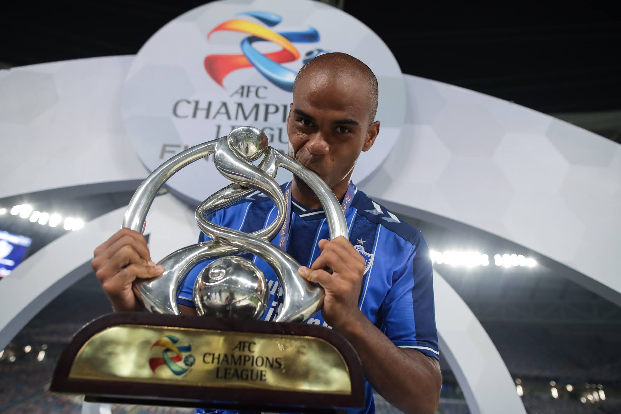 九游娱乐-包含转折点！丹佛掘金完成体检；中超赛后攻防权衡；态度坚定；年轻球员得到机会的词条