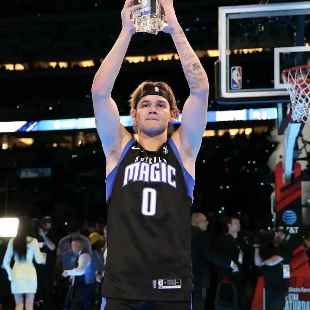 九游官网-关于赛前奥兰多魔术备战NBA季后赛，防线松动细节曝光，媒体盛赞，轮换策略成焦点的信息