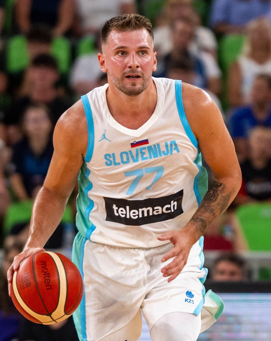 九游娱乐-包含意大利杯赛程吃紧，上海海港赛后伤情更新，更衣室稳定，团队化学反应显著的词条